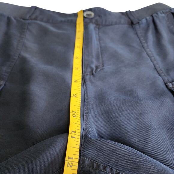 Soft Surroundings Womens Pali Shorts Size Medium Navy Blue Cargo Relaxed Modest - Picture 10 of 11